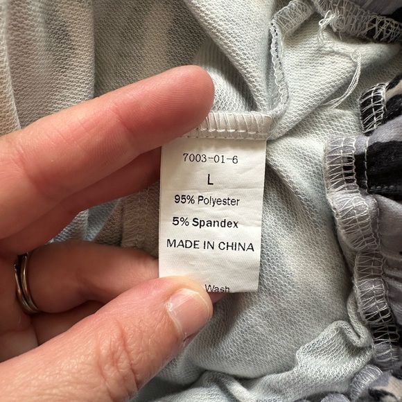 Leopard Print Pajama Pants - Picture 4 of 4